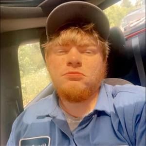 Meet your Posher, Logan